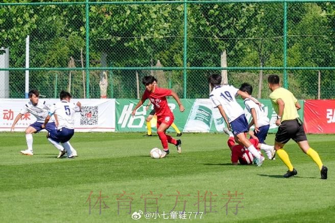 中国U-20国家男子室内五人制足球队走进宜昌市李家湖小学